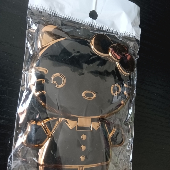 NEW Hello Kitty Dual Cellphone Stand and Mirror (NOT a phone case) - Picture 4 of 6